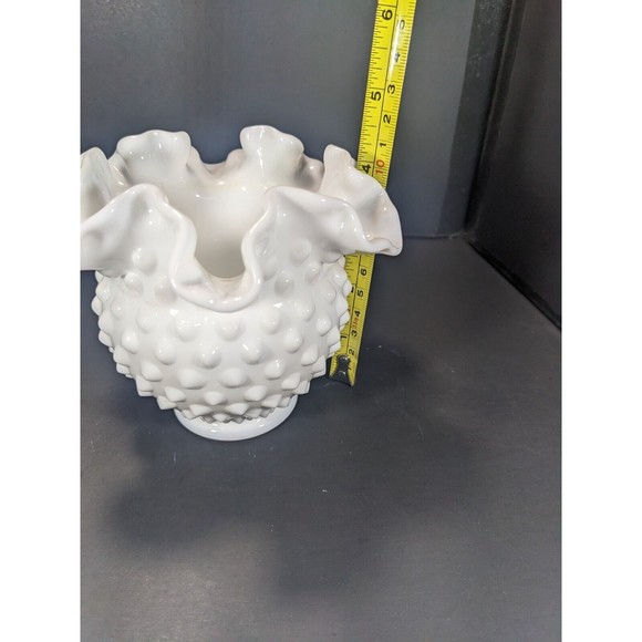 FENTON WHITE MILK GLASS HOBNAIL 4 1/2" ROSE BOWL VASE RUFFLED CRIMPED EDGE - Picture 5 of 5